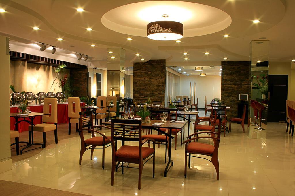 O Hotel Bacolod Exterior photo